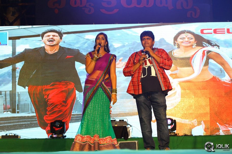 Loukyam-Movie-Audio-Success-Function